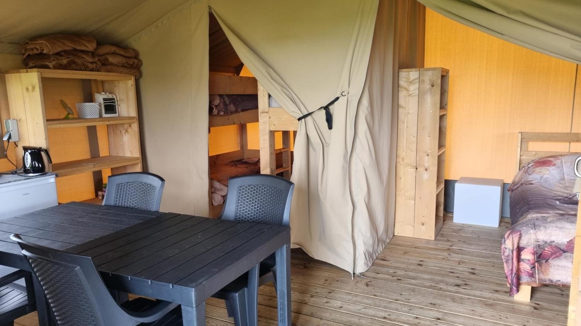 Boerderijcamping De Hinde Дронтен Номер фото